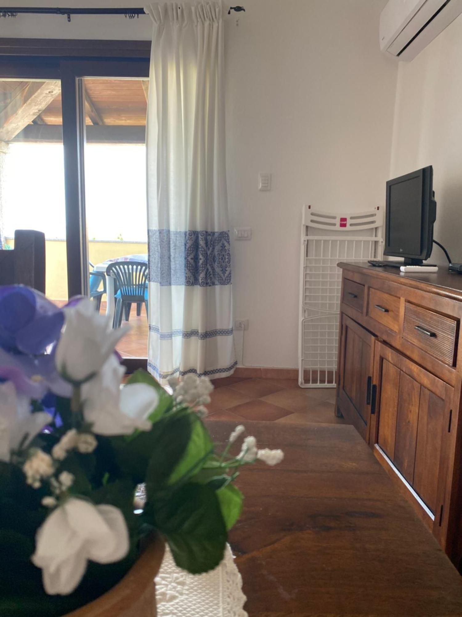 Case Vacanze Villa Rosita San Teodoro  Exterior foto